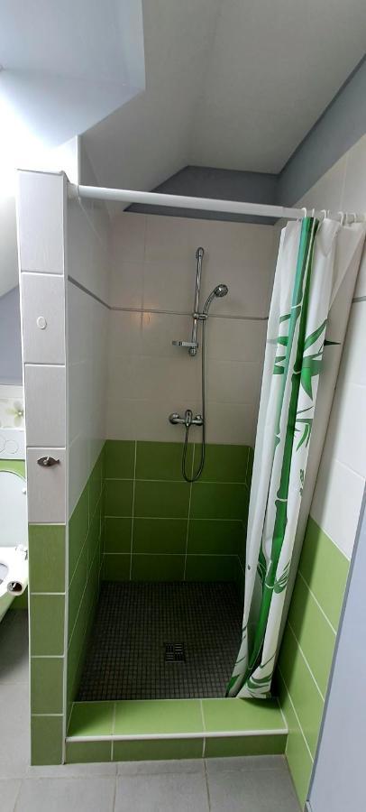 Ubytovanie U Huberta Bešeňová エクステリア 写真